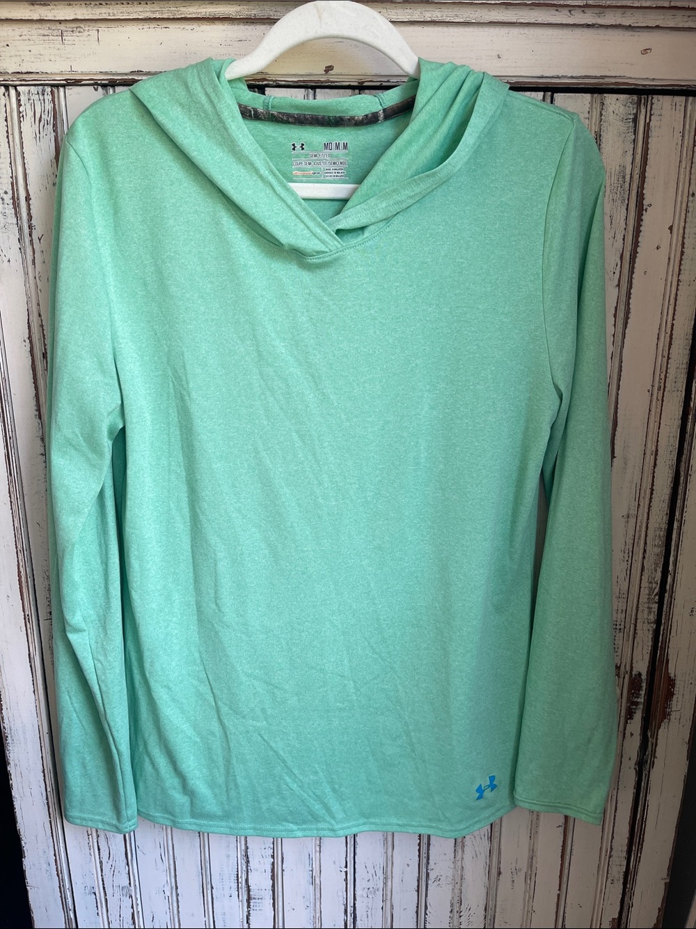 Under Armour Seafoam Green Pullover Hooded Sun Shirt